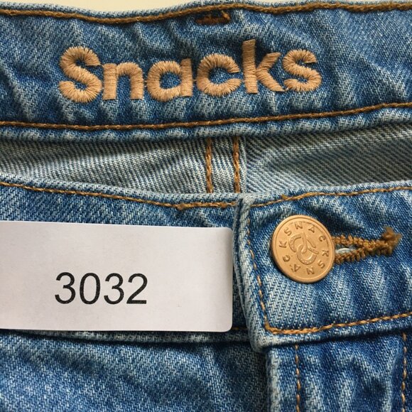 Mother Jean Womens The Fun Dip Utility Puddle Wide Leg Size 32 Cut off hem Blue - Picture 16 of 16